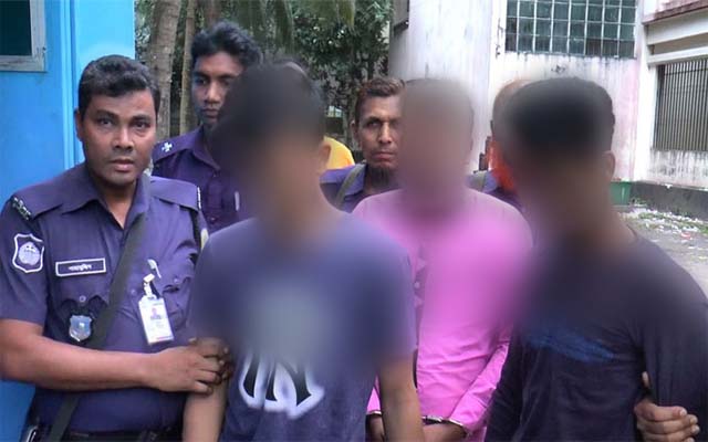 রিমান্ড শেষে কারাগারে ভোলার সেই হিন্দু যুবক, মিলতে পারে জামিন রিমান্ড শেষে কারাগারে ভোলার সেই হিন্দু যুবক, মিলতে পারে জামিন